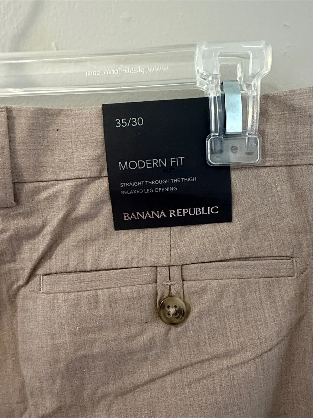 $80 NWT Banana Republic Modern Fit Pants – Men’s 35x30 100% cotton khaki/tan
